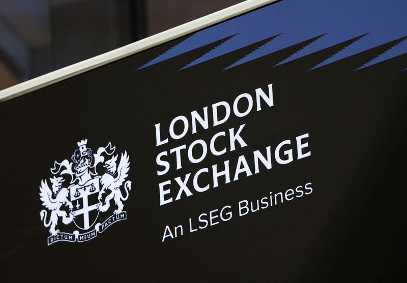 &copy; Reuters. Logo da LSEG em sua sede em Londresn25/04/2025nREUTERS/Toby Melville
