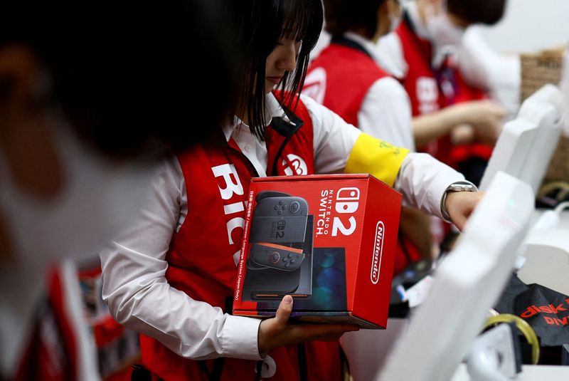 &copy; Reuters. Nintendo Switch 2 em loja em Tóquio.nREUTERS/Issei Kato