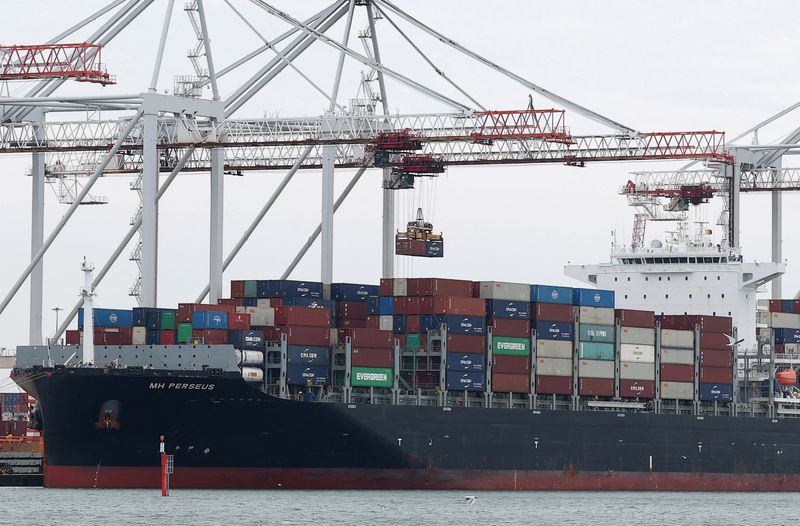 &copy; Reuters. Porto de Southampton, Reino Unidon03/04/2025. REUTERS/Toby Melville/File Photo