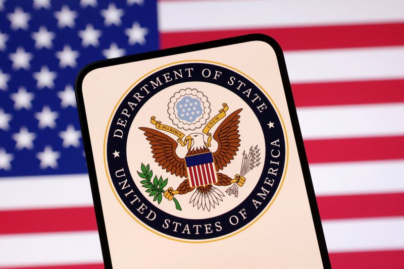 &copy; Reuters. FILE PHOTO: United States Department of State logo and U.S. flag are seen in this illustration taken April 23, 2025. REUTERS/Dado Ruvic/Illustration/ File Photo