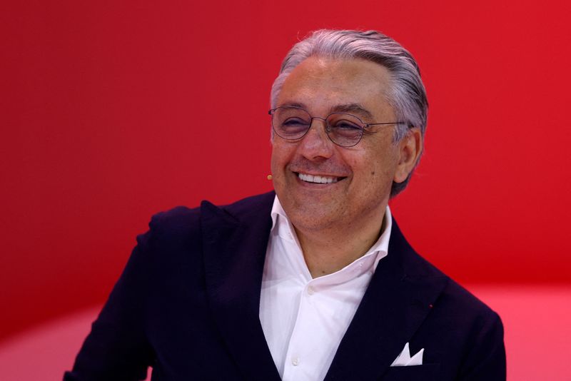 &copy; Reuters. Luca de Meo participa da conferência Viva Technology no centro de exposições Porte de Versailles, em Paris, França, em 11 de junho de 2025. REUTERS/Gonzalo Fuentes