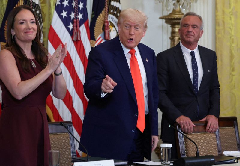 Trump will extend TikTok sale deadline for third time, White House says