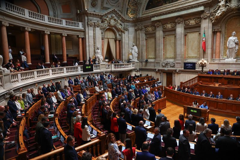 Portugal's new minority centre-right government takes power