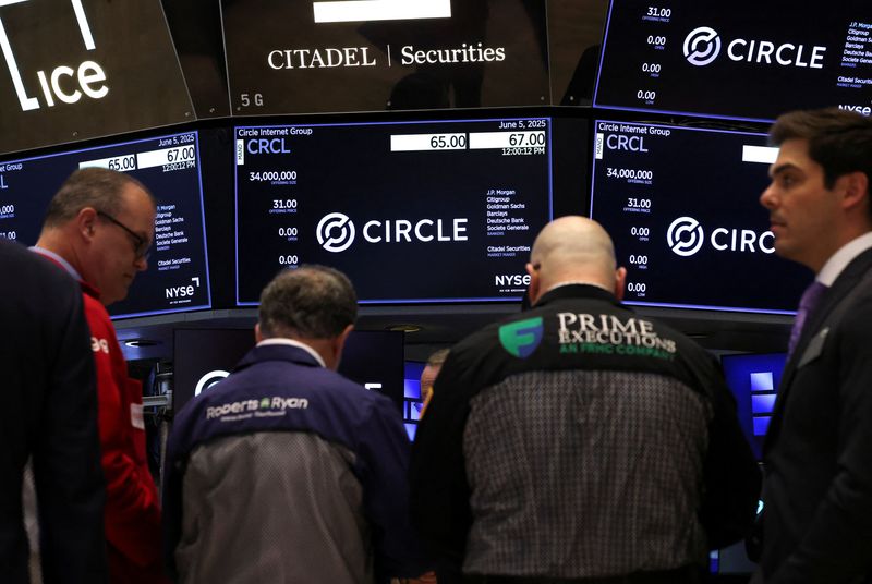 Circle, Coinbase shares soar as Senate clears path for stablecoin regulation