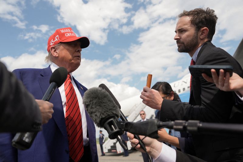 Trump predicts trade deals with India and Pakistan