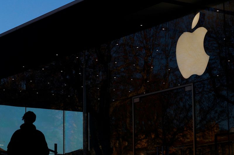 Apple executives held internal talks about buying Perplexity, Bloomberg News reports