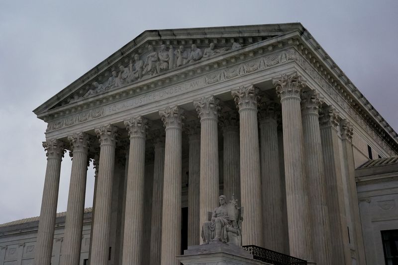 US Supreme Court rebuffs Virginia's bid to scuttle felon voting ban challenge