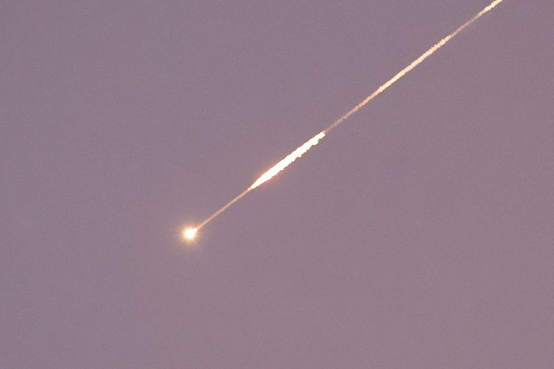 Israeli defence minister orders attacks on Iran after ceasefire 'violation'