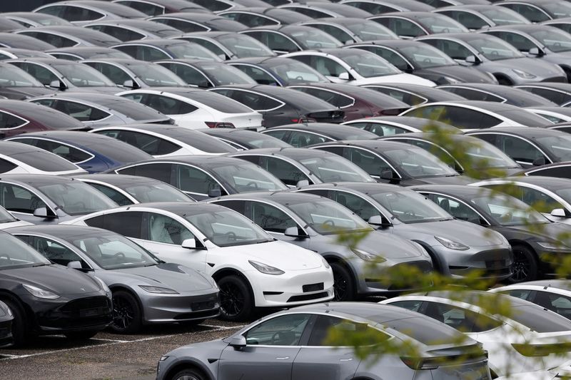 French investigators order Tesla to stop 'deceptive business practices'
