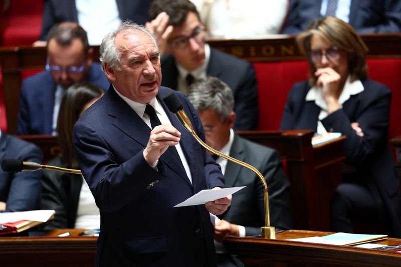 &copy; Reuters. Primeiro-ministro francês, François Bayrou, discursa durante sessão na Assembleia Nacional, em Parisn10/06/2025nREUTERS/Sarah Meyssonnier
