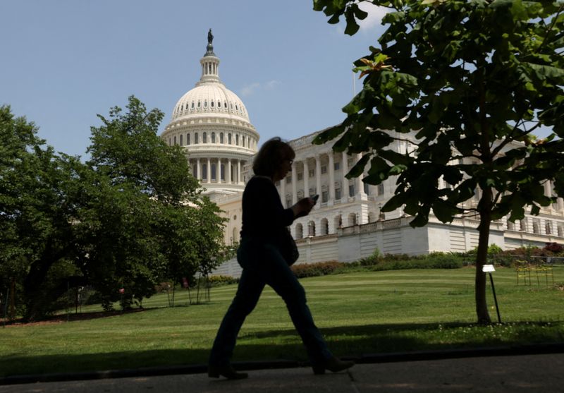 Investment groups call for exemption of passive income from US tax bill