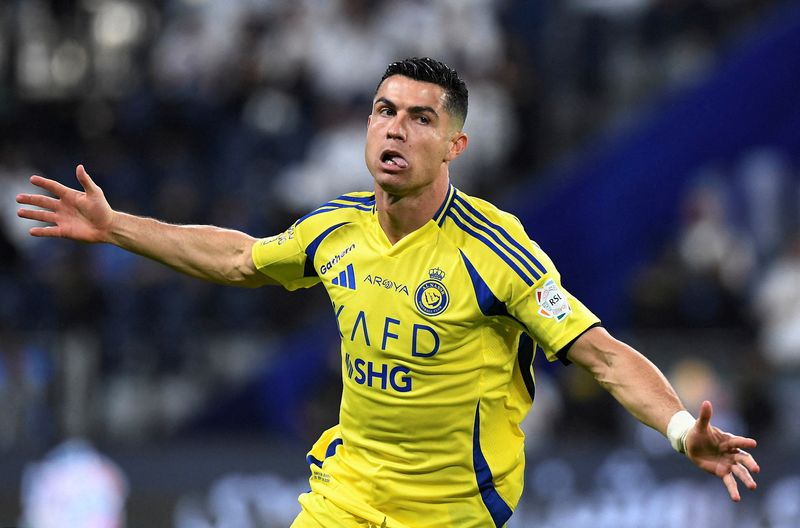&copy; Reuters. Cristiano Ronaldo celebra gol do Al Nassrn 4/4/2025   REUTERS/Stringer