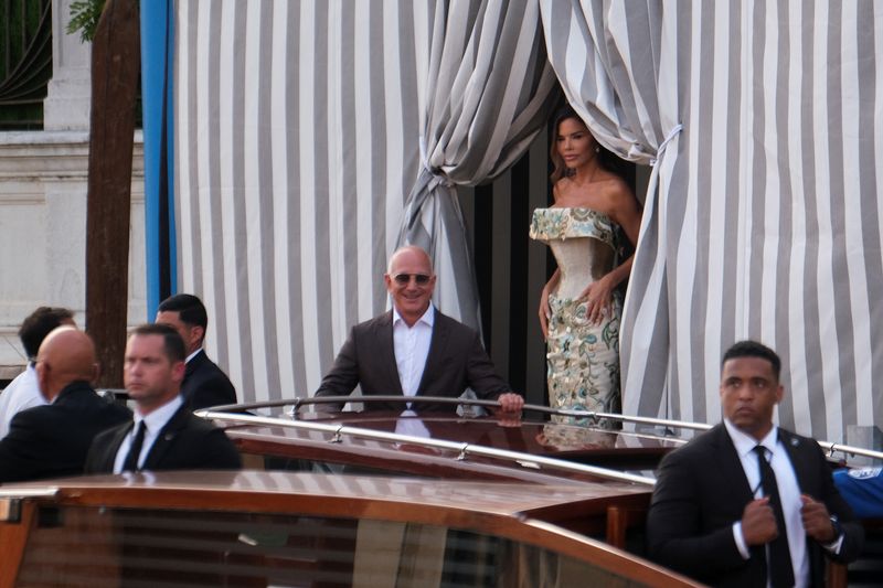 Celebrities converge on Venice for Bezos-Sanchez wedding gala