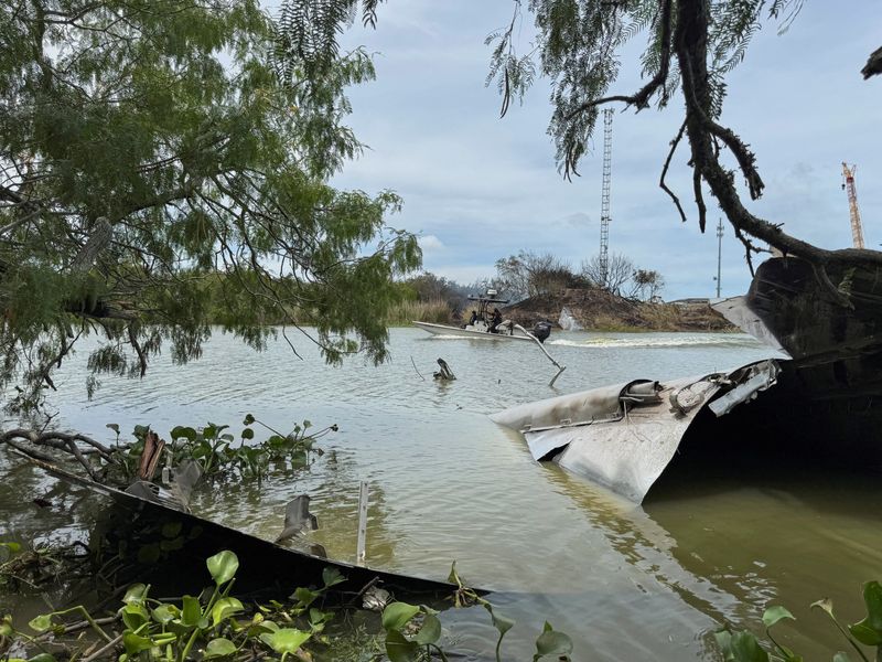 SpaceX says debris recovery attempts hindered after Starship explosion