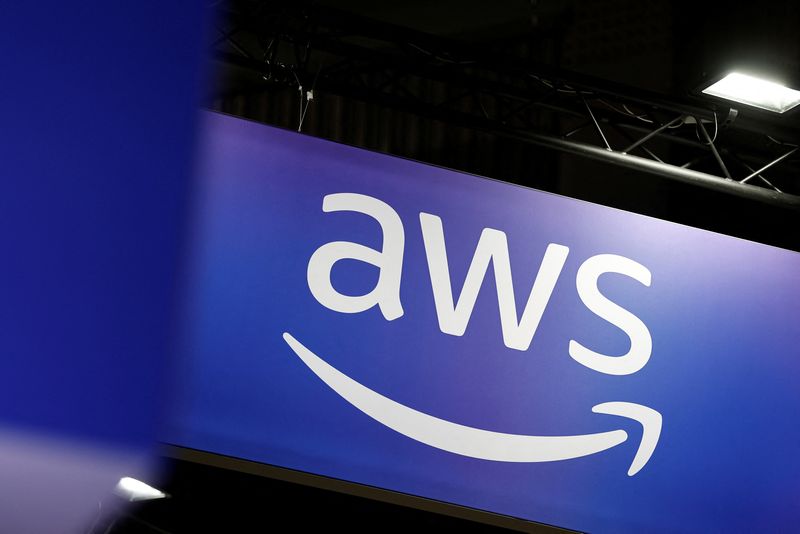 &copy; Reuters. Logo da AWS em conferência dedicada a startups e inovação em Paris, Françan12/6/2025 REUTERS/Benoit Tessier/Arquivo