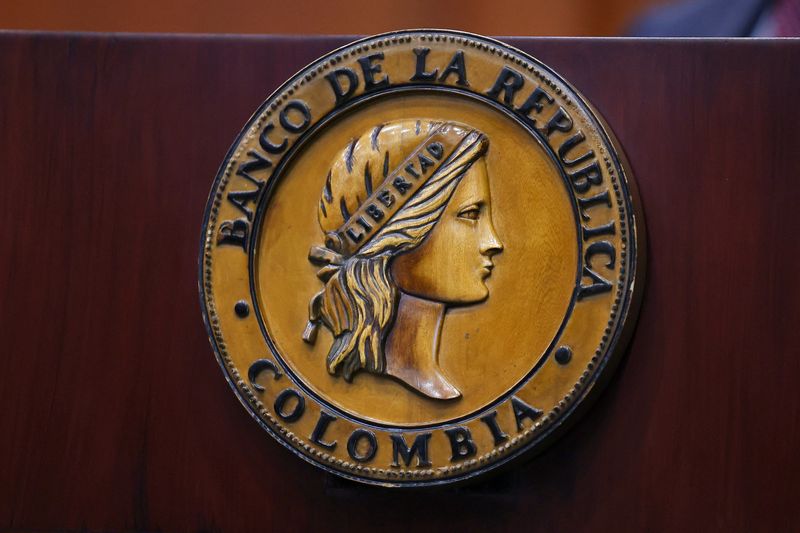 Colombia central bank expected to hold rate amid fiscal uncertainty