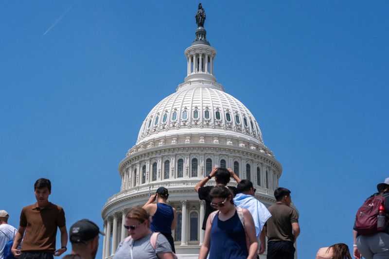 US Senate Republicans seek agreement on Trump tax-cut, spending bill
