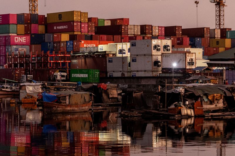 Philippines' current account deficit to narrow in 2025, 2026, central bank says