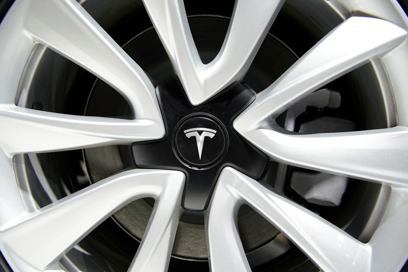 Tesla's V4 superchargers begin operation in China