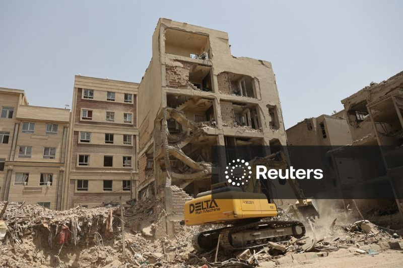 935 people killed in Israeli strikes on Iran, official says