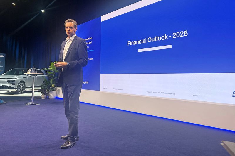 &copy; Reuters. FILE PHOTO: Autoliv CFO Fredrik Westin speaks at the Capital Markets Day in Stockholm, Sweden, June 4, 2025. REUTERS/Marie Mannes/File Photo