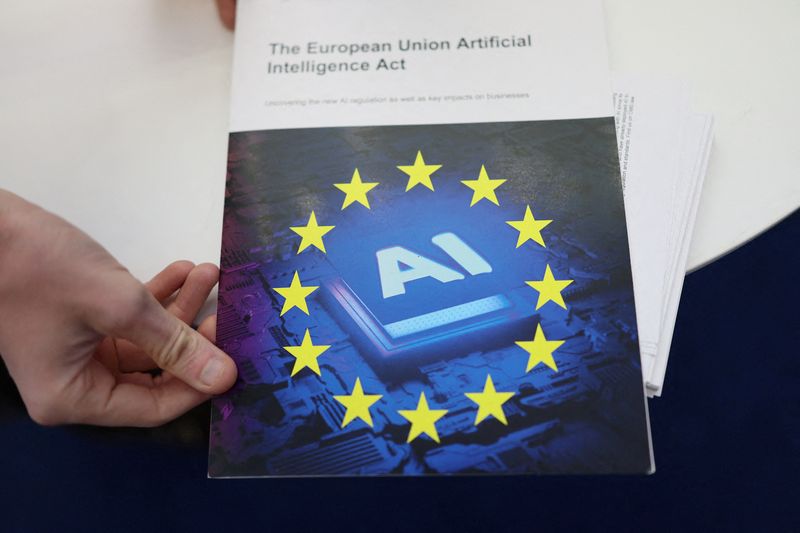 &copy; Reuters. Uma cópia do “Ato de Inteligência Artificial (IA) da União Europeia” em exibição durante a AI & Big Data Expo 2025 no Olympia, em Londres, Reino Unido, em 5 de fevereiro de 2025. REUTERS/Isabel Infantes