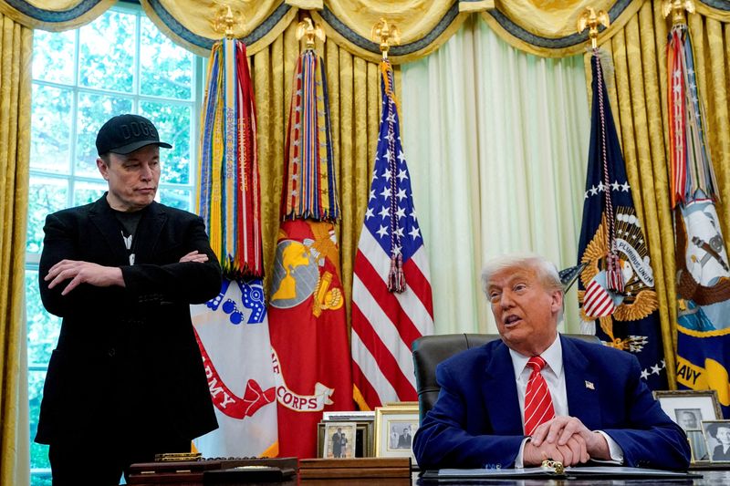 Trump says it's ridiculous for Musk to start a political party