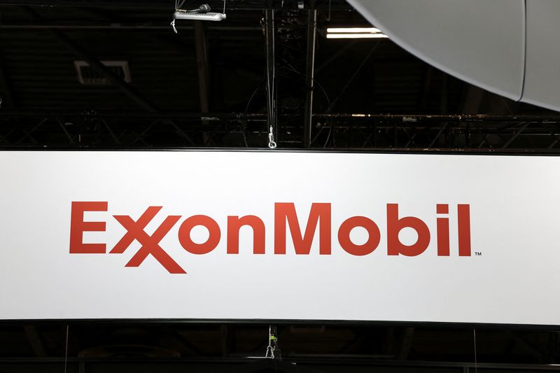 &copy; Reuters. FILE PHOTO: Exxon Mobil signage is displayed at the JEC World Composites Show at the Villepinte Exhibition Center, near Paris, France, March 4, 2025. REUTERS/Benoit Tessier/ File Photo
