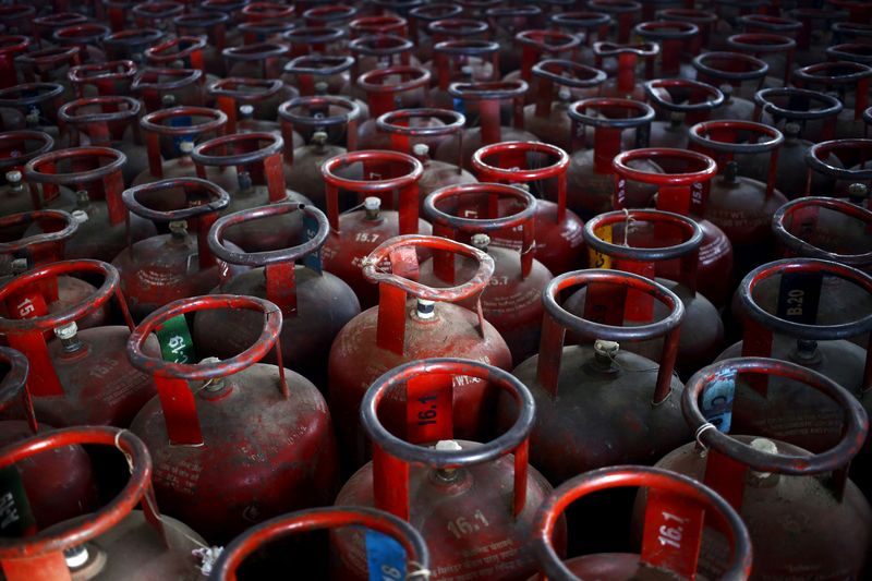Exclusive-India aims to import about 10% of its cooking gas from US from 2026, say sources