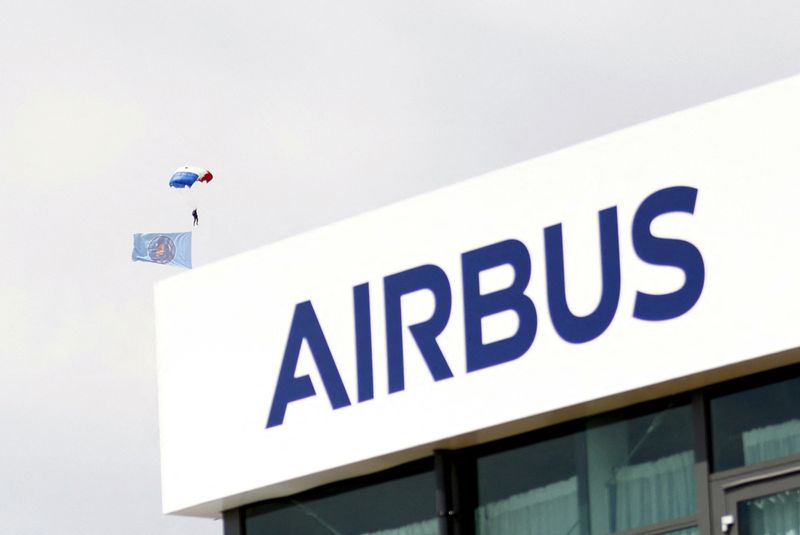 Airbus says it delivered 306 airplanes in first half