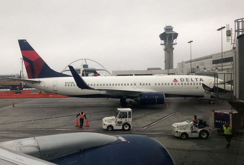 Delta expects profit boost from capacity, cost controls