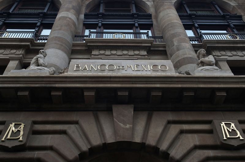 Mexico central bank board signals smaller rate cuts amid sticky inflation, weak economy