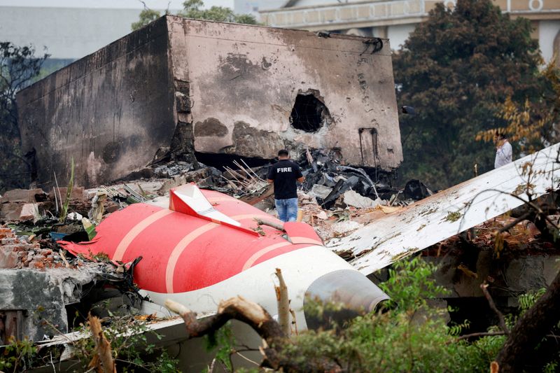 Amid Air India probe, US FAA, Boeing notify fuel switch locks are safe, document, sources say