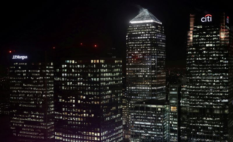 US banking giants reap gains from dealmaking rebound, trading bump