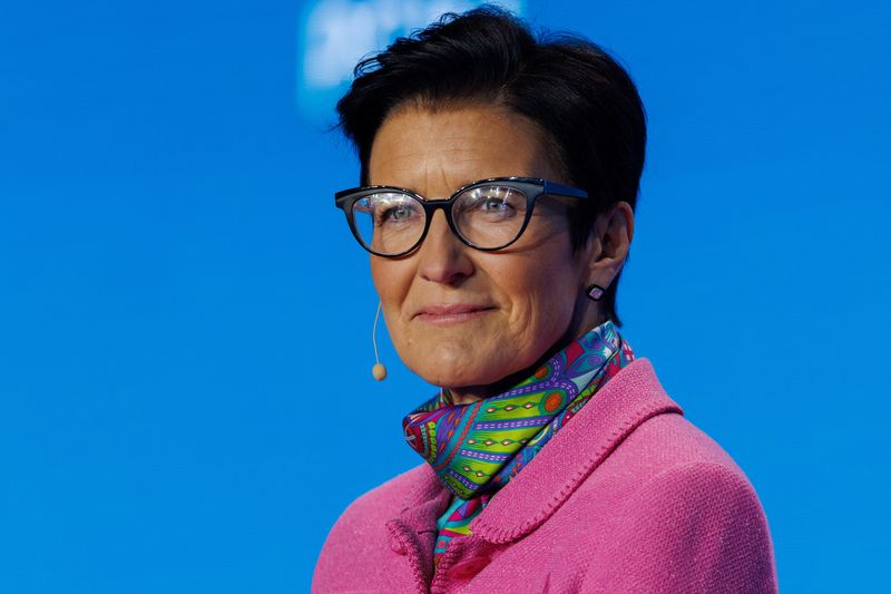 &copy; Reuters. FILE PHOTO: Jane Fraser CEO, Citi, speaks at the 2023 Milken Institute Global Conference in Beverly Hills, California, U.S., May 1, 2023. REUTERS/Mike Blake/ File Photo