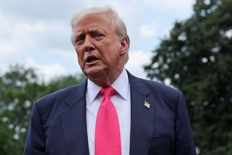 Trump order to help open up retirement plans to private markets, WSJ reports