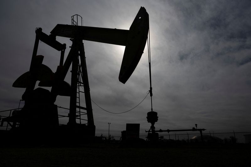 &copy; Reuters. Campo de petróleo na Bacia do Permiano, perto de Midland, Texas, EUAn18/02/2025nREUTERS/Eli Hartman