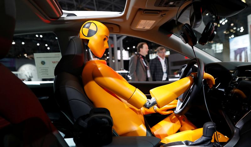 &copy; Reuters. FILE PHOTO: A crash test model is displayed on the floor of the New York Auto Show in the Manhattan borough of New York City, New York, U.S., March 29, 2018. REUTERS/Shannon Stapleton/File Photo