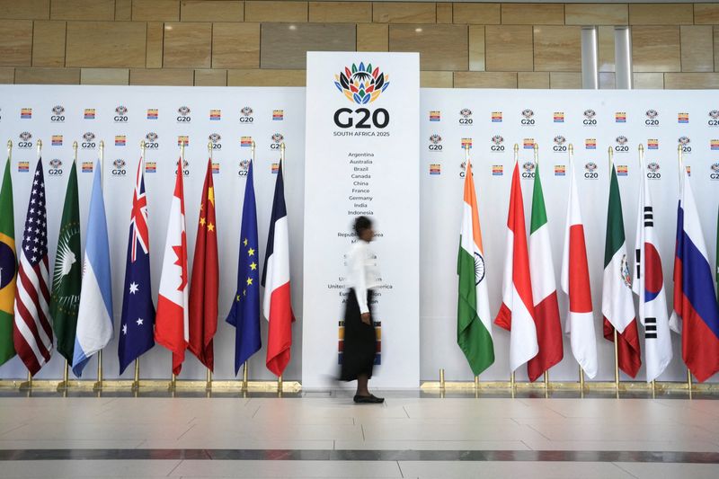 G20 finance chiefs back central bank independence in first communique since October