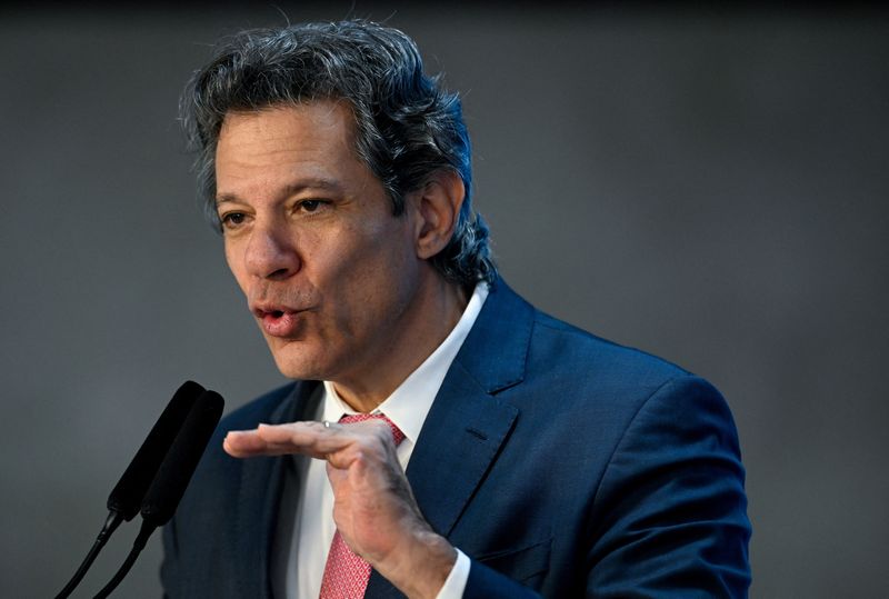 Governo avalia instrumentos de apoio a setores impactados por tarifa dos EUA, diz Haddad