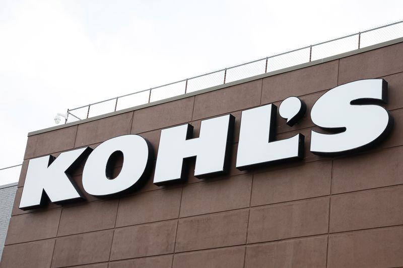 &copy; Reuters. FILE PHOTO: A sign marks a Kohl’s department store in the Brooklyn borough of New York, U.S., January 25, 2022.  REUTERS/Brendan McDermid/File photo