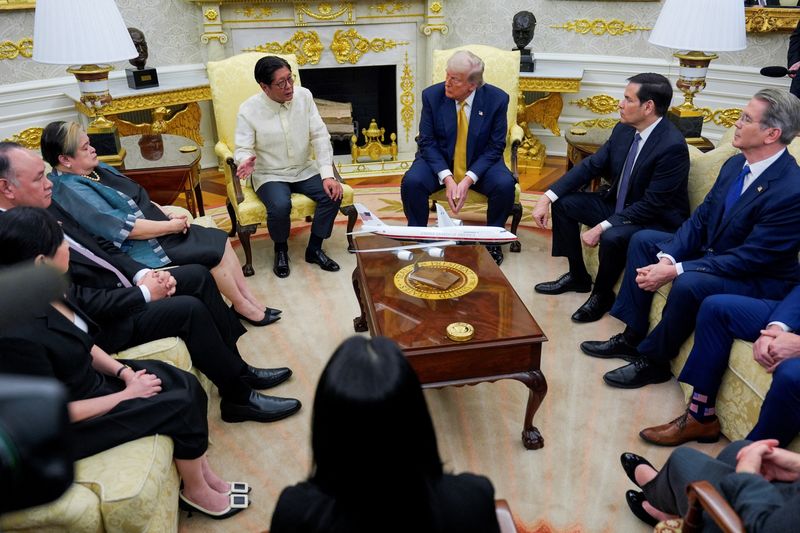 Philippines to pay 19% tariff, Trump says