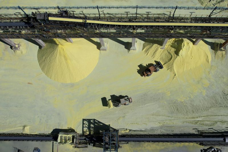 &copy; Reuters. Fertilizante importado no terminal Tiplam, no Porto de Santos
