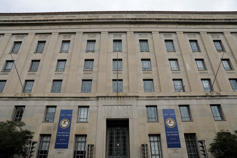 US judge dismisses DOJ lawsuit on Illinois and Chicago over immigration