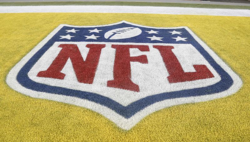 NFL-About 100 players, two dozen club employees face fines for selling Super Bowl tickets