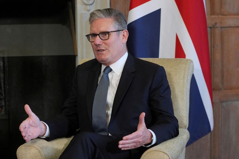 LYNXMPEL6Q087_L Starmer in the United Kingdom to hold a cabinet meeting, most likely discussing Gaza