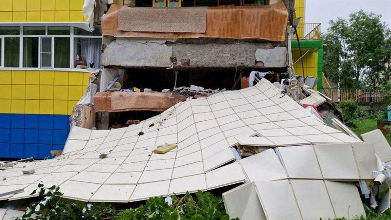 Russian surgeons keep steady hands during massive Kamchatka quake