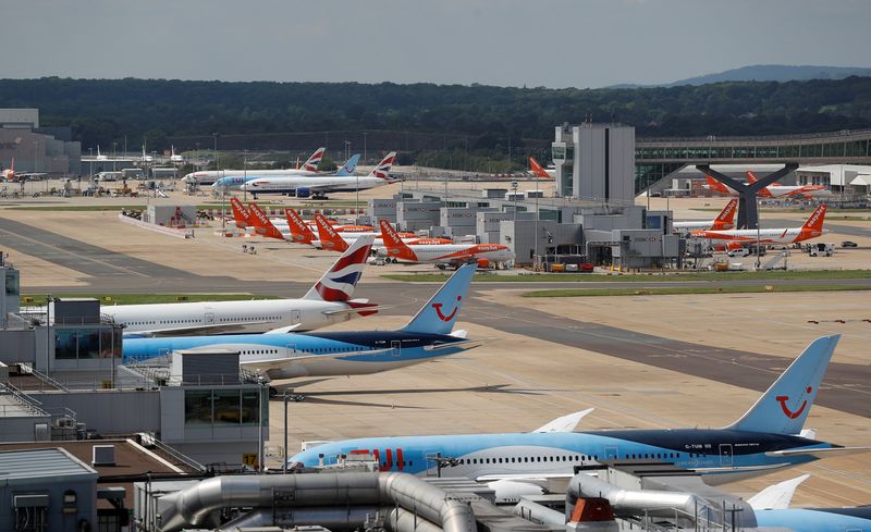 UK airports disrupted by air traffic control issue