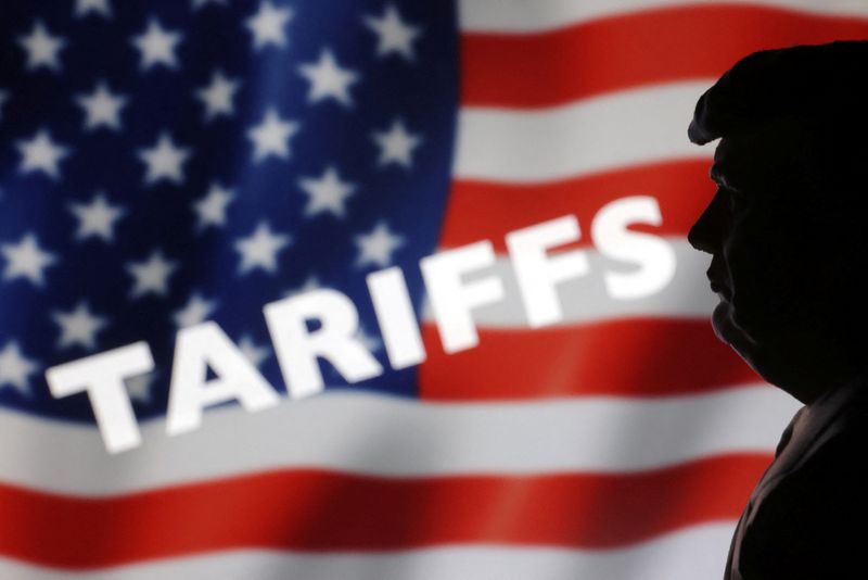 Morning bid: Dangers abound ahead of deadline day