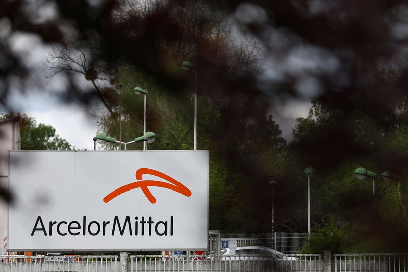 &copy; Reuters. Logo da ArcelorMittal na Françan24/4/2025 REUTERS/Stephane Mahe/Arquivo